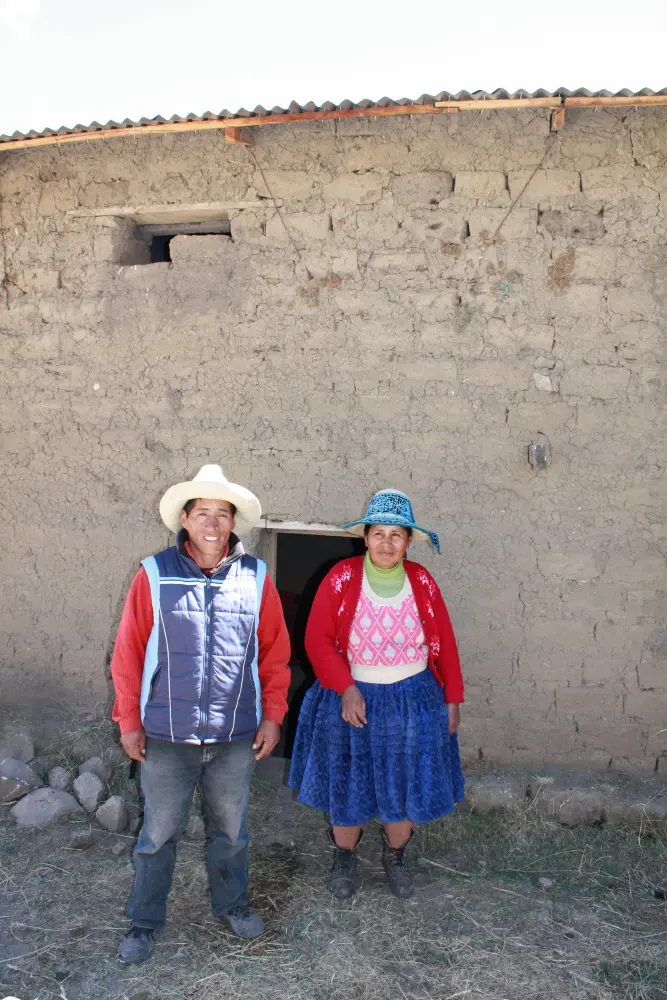 Luis' parents